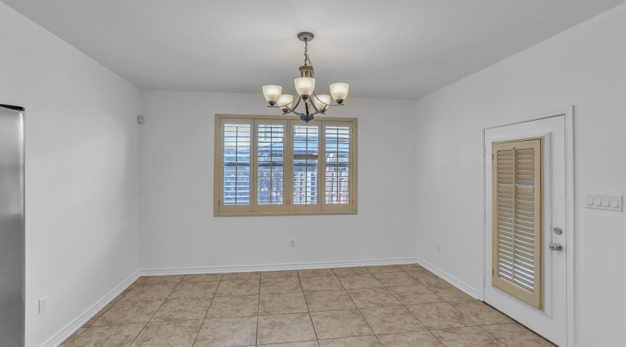 9813 Sandhill Dr, Laredo, Texas 78045, 3 Bedrooms Bedrooms, 6 Rooms Rooms,2 BathroomsBathrooms,Residential,For Sale,9813 Sandhill Dr,20254832