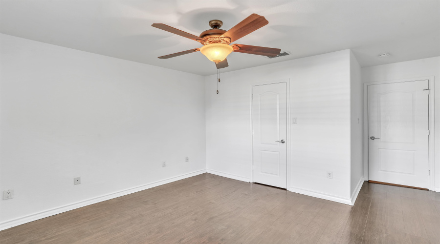 9813 Sandhill Dr, Laredo, Texas 78045, 3 Bedrooms Bedrooms, 6 Rooms Rooms,2 BathroomsBathrooms,Residential,For Sale,9813 Sandhill Dr,20254832