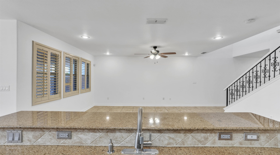 9813 Sandhill Dr, Laredo, Texas 78045, 3 Bedrooms Bedrooms, 6 Rooms Rooms,2 BathroomsBathrooms,Residential,For Rent,9813 Sandhill Dr,20254835