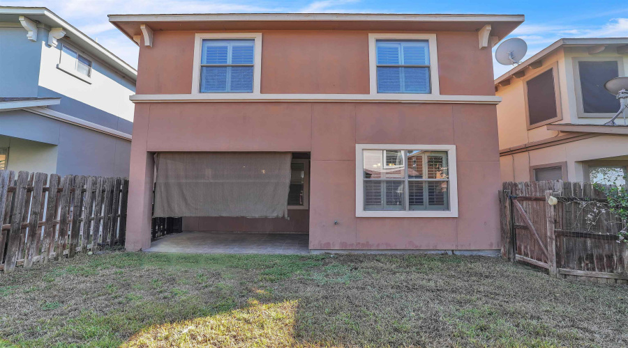 9813 Sandhill Dr, Laredo, Texas 78045, 3 Bedrooms Bedrooms, 6 Rooms Rooms,2 BathroomsBathrooms,Residential,For Rent,9813 Sandhill Dr,20254835