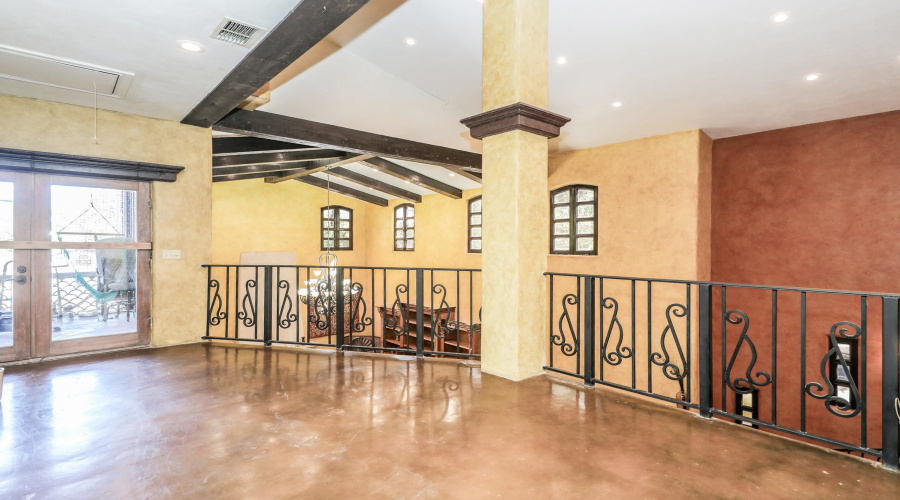 1420 Mier St, Laredo, Texas 78040-8730, 4 Bedrooms Bedrooms, 7 Rooms Rooms,5 BathroomsBathrooms,Residential,For Sale,1420 Mier St,20251995