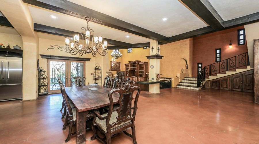 1420 Mier St, Laredo, Texas 78040-8730, 4 Bedrooms Bedrooms, 7 Rooms Rooms,5 BathroomsBathrooms,Residential,For Sale,1420 Mier St,20251995