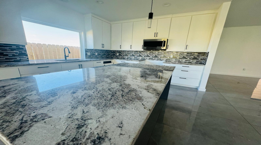 420 Placido Dr, LAREDO, Texas 78045, 4 Bedrooms Bedrooms, 6 Rooms Rooms,2 BathroomsBathrooms,Residential,For Rent,420 Placido Dr,20254836