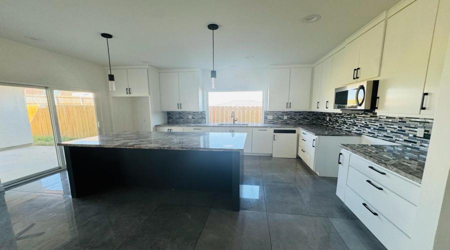 420 Placido Dr, LAREDO, Texas 78045, 4 Bedrooms Bedrooms, 6 Rooms Rooms,2 BathroomsBathrooms,Residential,For Rent,420 Placido Dr,20254836