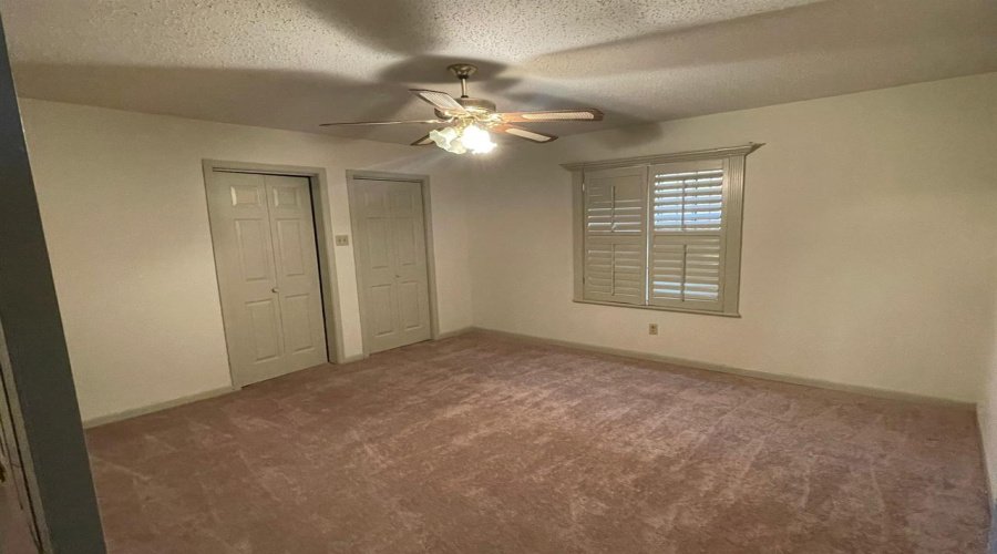 262 W Calton Rd, Laredo, Texas 78041, 2 Bedrooms Bedrooms, 6 Rooms Rooms,2 BathroomsBathrooms,Residential,For Rent,262 W Calton Rd,20254837