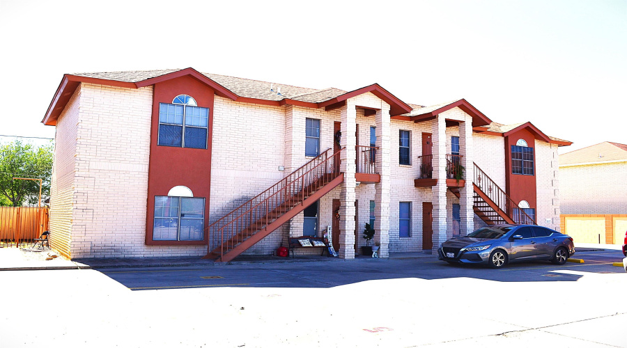 1719 Willow St, Laredo, Texas 78043, ,Multi-family,For Sale,1719 Willow St,20254840