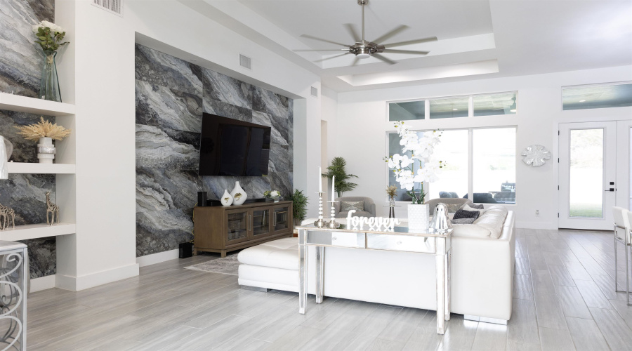 3622 Jack London Dr., Laredo, Texas 78041, 4 Bedrooms Bedrooms, 6 Rooms Rooms,3 BathroomsBathrooms,Residential,For Sale,3622 Jack London Dr.,20254838