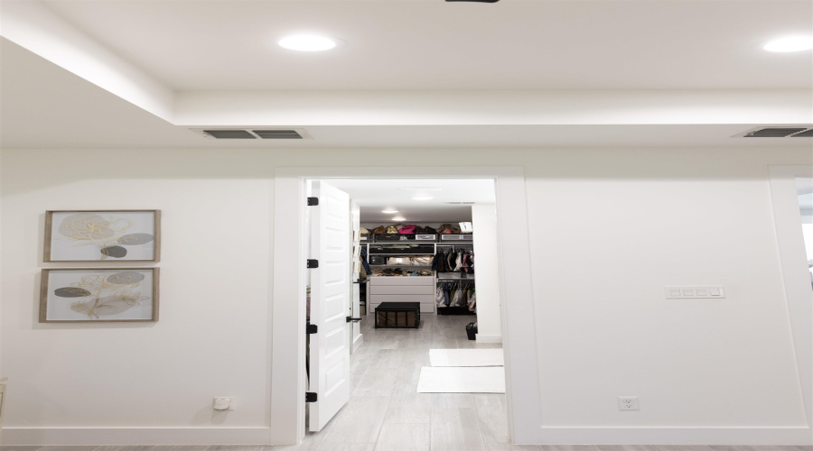 3622 Jack London Dr., Laredo, Texas 78041, 4 Bedrooms Bedrooms, 6 Rooms Rooms,3 BathroomsBathrooms,Residential,For Sale,3622 Jack London Dr.,20254838