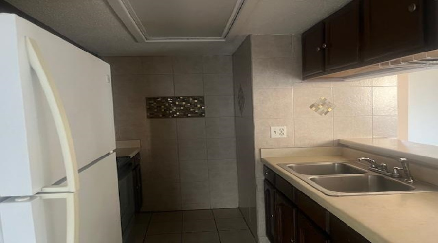 100 E Aurora St, Laredo, Texas 78041, 1 Bedroom Bedrooms, 4 Rooms Rooms,1 BathroomBathrooms,Residential,For Sale,100 E Aurora St,20254843