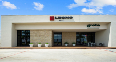 7010 Rocio Dr, Laredo, Texas 78041, 1 Room Rooms,1 BathroomBathrooms,Commercial retail/office,For Rent,7010 Rocio Dr,20253984 7010 Rocio Dr, Laredo, Texas 78041, 1 Room Rooms,1 BathroomBathrooms,Commercial retail/office,For Rent,7010 Rocio Dr,20253984