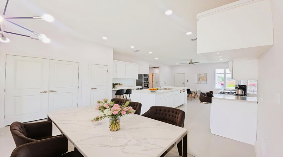 2315 Durazno Ct., LAREDO, Texas 78046, 3 Bedrooms Bedrooms, 5 Rooms Rooms,2 BathroomsBathrooms,Residential,For Sale,2315 Durazno Ct.,20252370