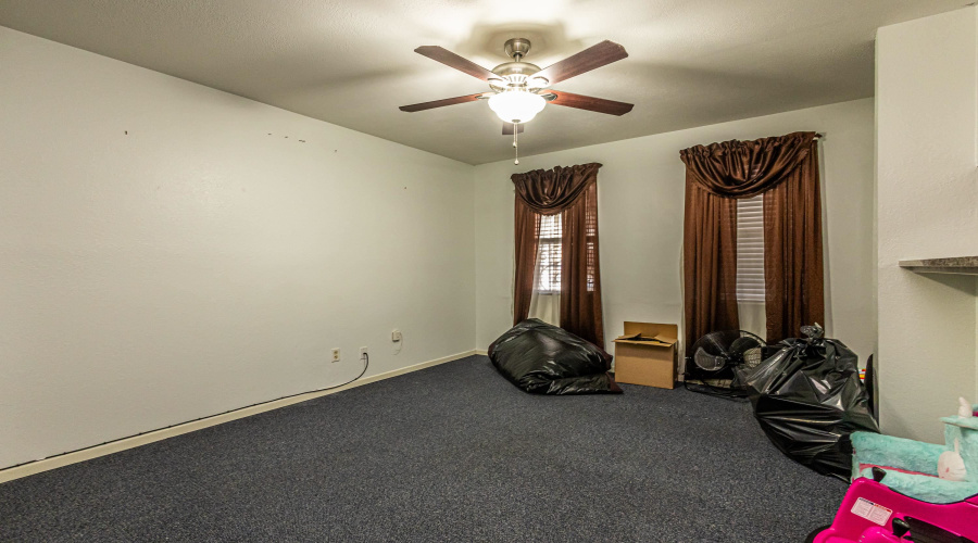 9618 Mallard Lp, Laredo, Texas 78045, 3 Bedrooms Bedrooms, 6 Rooms Rooms,2 BathroomsBathrooms,Residential,For Rent,9618 Mallard Lp,20254848