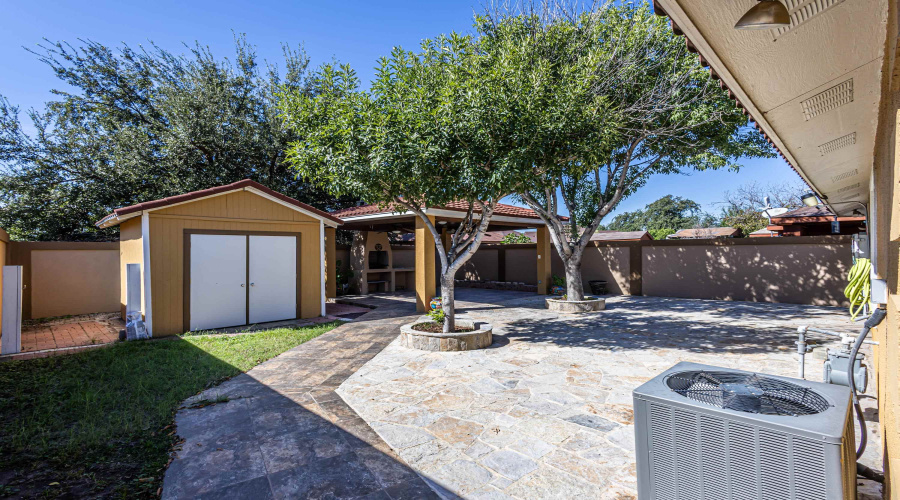 9618 Mallard Lp, Laredo, Texas 78045, 3 Bedrooms Bedrooms, 6 Rooms Rooms,2 BathroomsBathrooms,Residential,For Rent,9618 Mallard Lp,20254848