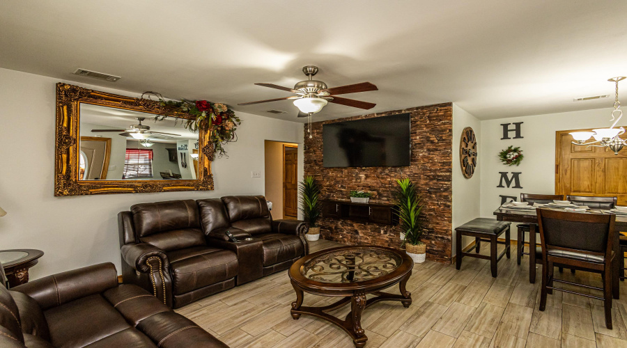 9618 Mallard Lp, Laredo, Texas 78045, 3 Bedrooms Bedrooms, 6 Rooms Rooms,2 BathroomsBathrooms,Residential,For Rent,9618 Mallard Lp,20254848