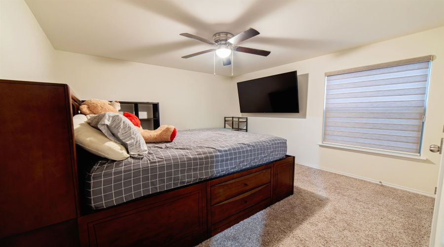 5618 Lonestar, Laredo, Texas 78046, 3 Bedrooms Bedrooms, 6 Rooms Rooms,2 BathroomsBathrooms,Residential,For Sale,5618 Lonestar,20254851