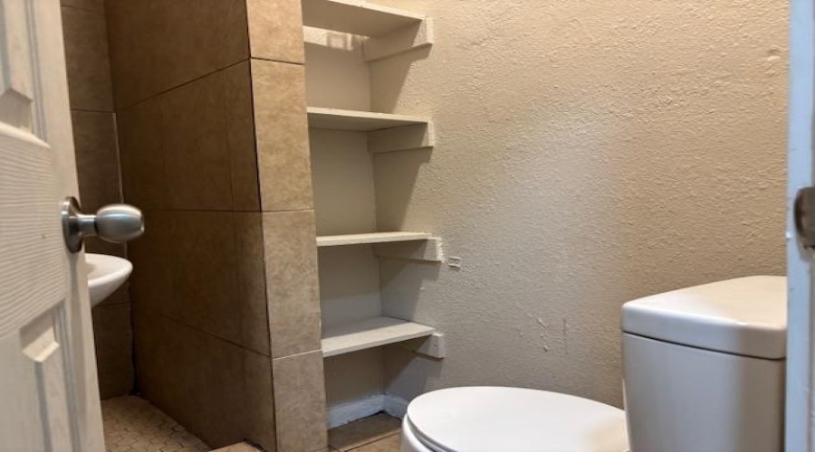 3711 Daniela Lp, Laredo, Texas 78043, 1 Bedroom Bedrooms, 2 Rooms Rooms,1 BathroomBathrooms,Residential,For Rent,3711 Daniela Lp,20254855