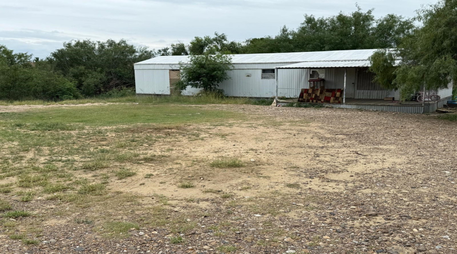 5325 Atwood Lane, Zapata, Texas 78076, 2 Bedrooms Bedrooms, 5 Rooms Rooms,2 BathroomsBathrooms,Residential,For Sale,5325 Atwood Lane,20251999