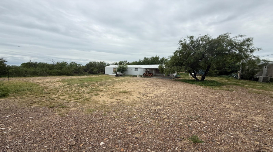 5325 Atwood Lane, Zapata, Texas 78076, 2 Bedrooms Bedrooms, 5 Rooms Rooms,2 BathroomsBathrooms,Residential,For Sale,5325 Atwood Lane,20251999