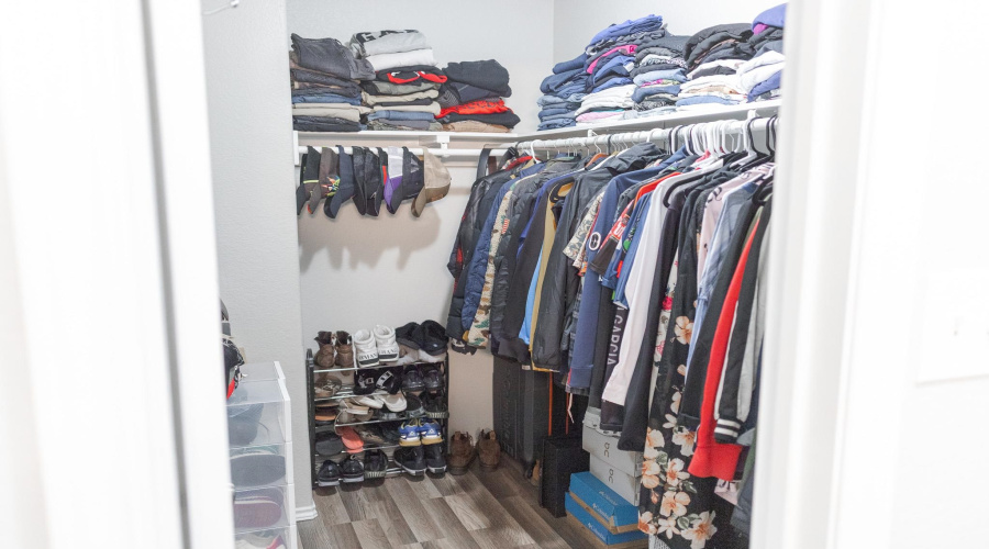 6016 Catedral Lp, Laredo, Texas 78043-4793, 3 Bedrooms Bedrooms, 7 Rooms Rooms,2 BathroomsBathrooms,Residential,For Sale,6016 Catedral Lp,20254856