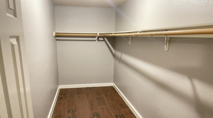 101 Jacales Ct, Laredo, Texas 78045, 3 Bedrooms Bedrooms, 5 Rooms Rooms,2 BathroomsBathrooms,Residential,For Rent,101 Jacales Ct,20254859