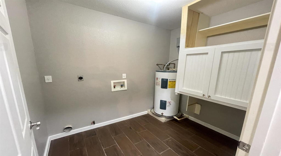 101 Jacales Ct, Laredo, Texas 78045, 3 Bedrooms Bedrooms, 5 Rooms Rooms,2 BathroomsBathrooms,Residential,For Rent,101 Jacales Ct,20254859