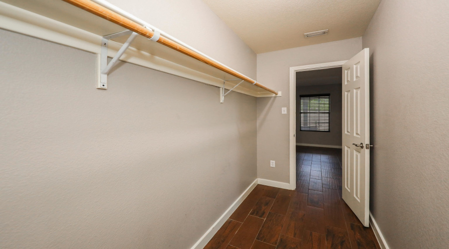 101 Jacales Ct, Laredo, Texas 78045, 3 Bedrooms Bedrooms, 5 Rooms Rooms,2 BathroomsBathrooms,Residential,For Rent,101 Jacales Ct,20254859