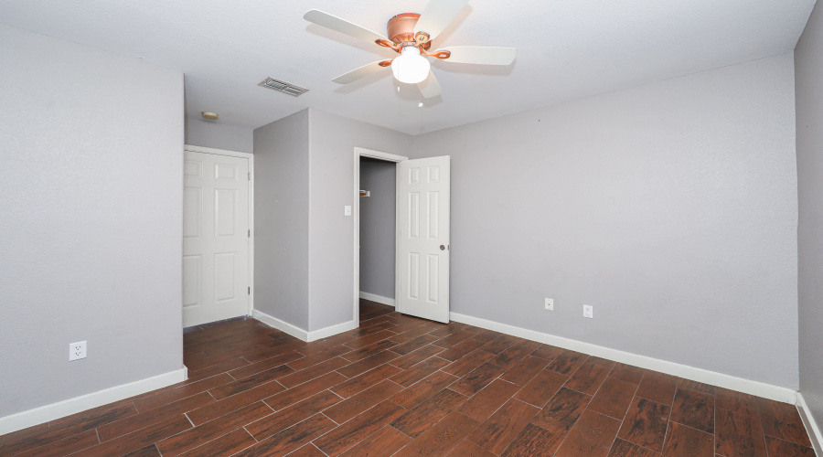 101 Jacales Ct, Laredo, Texas 78045, 3 Bedrooms Bedrooms, 5 Rooms Rooms,2 BathroomsBathrooms,Residential,For Rent,101 Jacales Ct,20254859