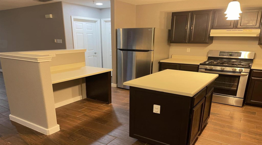 101 Jacales Ct, Laredo, Texas 78045, 3 Bedrooms Bedrooms, 5 Rooms Rooms,2 BathroomsBathrooms,Residential,For Rent,101 Jacales Ct,20254859