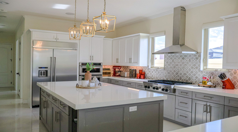 2801 Mario Puzo Dr, Laredo, Texas 78041, 5 Bedrooms Bedrooms, 6 Rooms Rooms,5 BathroomsBathrooms,Residential,For Sale,2801 Mario Puzo Dr,20254861