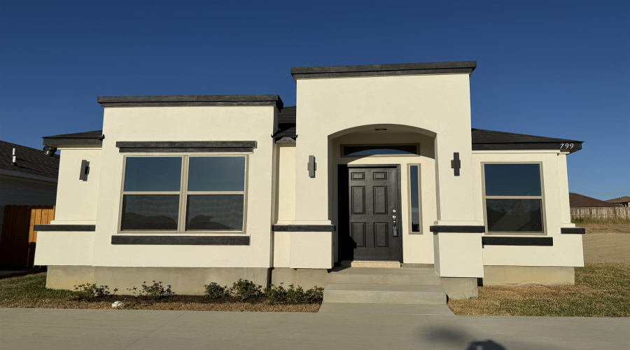 799 Monasterio Dr., Laredo, Texas 78046, 3 Bedrooms Bedrooms, 6 Rooms Rooms,2 BathroomsBathrooms,Residential,For Sale,799 Monasterio Dr.,20254863