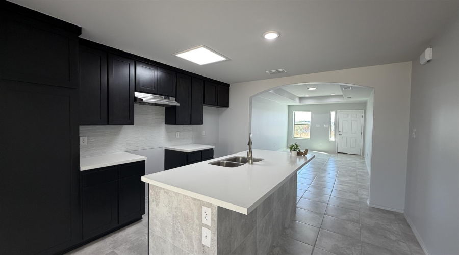 799 Monasterio Dr., Laredo, Texas 78046, 3 Bedrooms Bedrooms, 6 Rooms Rooms,2 BathroomsBathrooms,Residential,For Sale,799 Monasterio Dr.,20254863