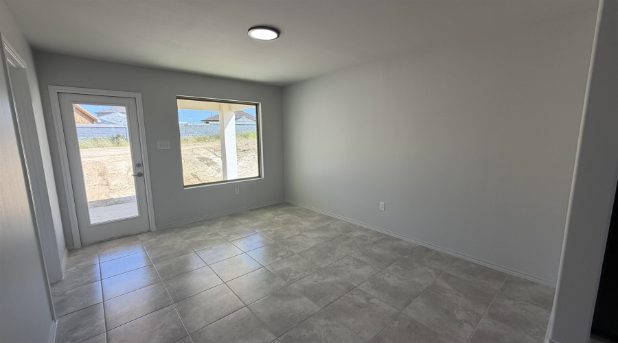 799 Monasterio Dr., Laredo, Texas 78046, 3 Bedrooms Bedrooms, 6 Rooms Rooms,2 BathroomsBathrooms,Residential,For Sale,799 Monasterio Dr.,20254863