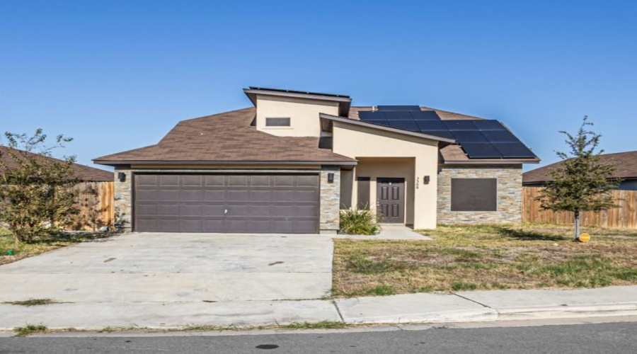 3508 Eduardo E Hayes Rd., LAREDO, Texas 78046, 3 Bedrooms Bedrooms, 7 Rooms Rooms,2 BathroomsBathrooms,Residential,For Sale,3508 Eduardo E Hayes Rd.,20253374