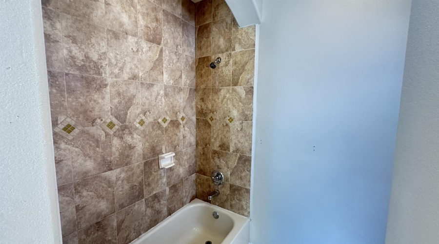 1511 Texoma St, Laredo, Texas 78046, 3 Bedrooms Bedrooms, 4 Rooms Rooms,2 BathroomsBathrooms,Residential,For Sale,1511 Texoma St,20254386