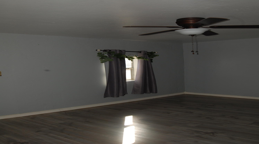 1902 E Price St, LARED, Texas 78046-2006, 2 Bedrooms Bedrooms, 4 Rooms Rooms,1 BathroomBathrooms,Residential,For Rent,1902 E Price St,20254869