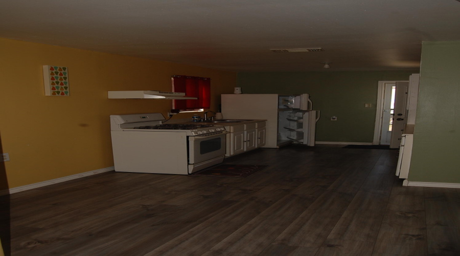 1902 E Price St, LARED, Texas 78046-2006, 2 Bedrooms Bedrooms, 4 Rooms Rooms,1 BathroomBathrooms,Residential,For Rent,1902 E Price St,20254869