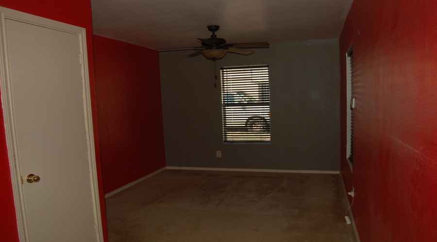 1902 E Price St, LARED, Texas 78046-2006, 2 Bedrooms Bedrooms, 4 Rooms Rooms,1 BathroomBathrooms,Residential,For Rent,1902 E Price St,20254869