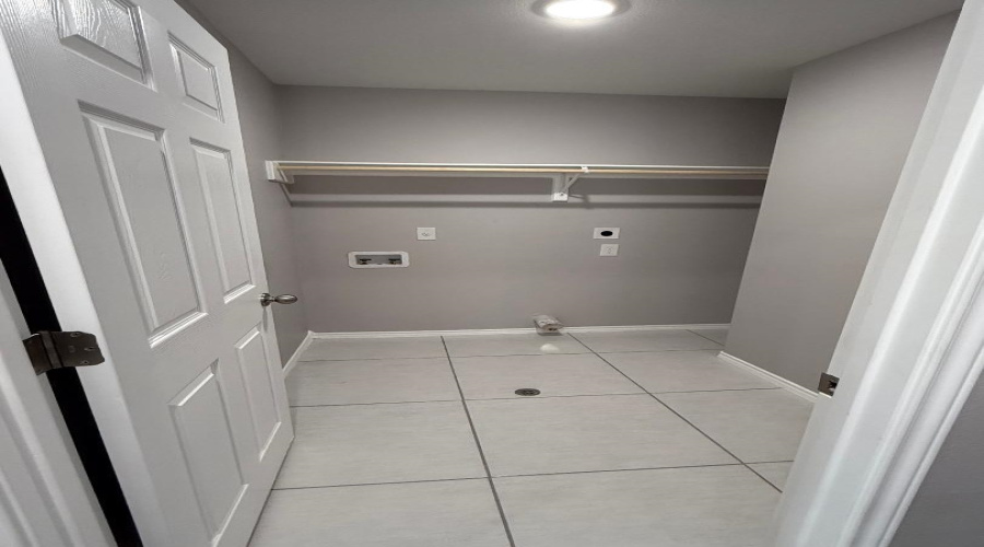 5814 Doctorado Dr., Laredo, Texas 78046, 3 Bedrooms Bedrooms, 7 Rooms Rooms,2 BathroomsBathrooms,Residential,For Sale,5814 Doctorado Dr.,20254871