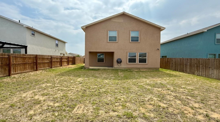 5814 Doctorado Dr., Laredo, Texas 78046, 3 Bedrooms Bedrooms, 7 Rooms Rooms,2 BathroomsBathrooms,Residential,For Sale,5814 Doctorado Dr.,20254871