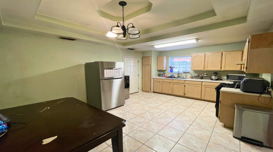 828 Elk Dr, Laredo, Texas 78045, 3 Bedrooms Bedrooms, 6 Rooms Rooms,2 BathroomsBathrooms,Residential,For Sale,828 Elk Dr,20254874