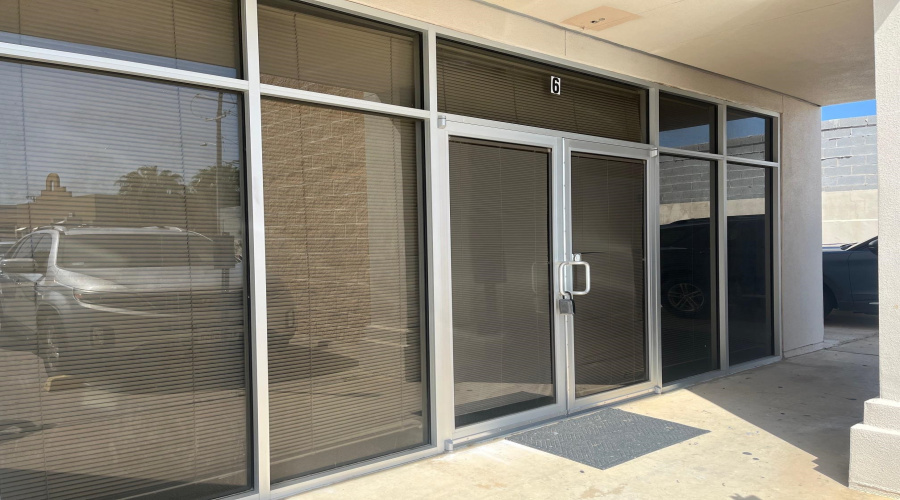 8917 Molly Dr, Laredo, Texas 78045, 1 Room Rooms,1 BathroomBathrooms,Commercial retail/office,For Rent,8917 Molly Dr,20254891