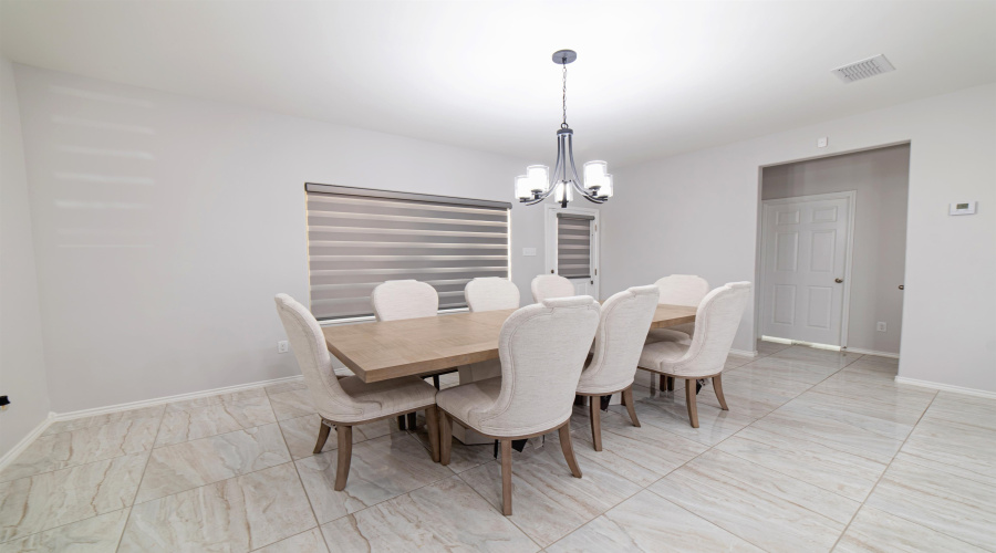 5405 Jersey Dr., LAREDO, Texas 78043, 4 Bedrooms Bedrooms, 6 Rooms Rooms,3 BathroomsBathrooms,Residential,For Rent,5405 Jersey Dr.,20254880