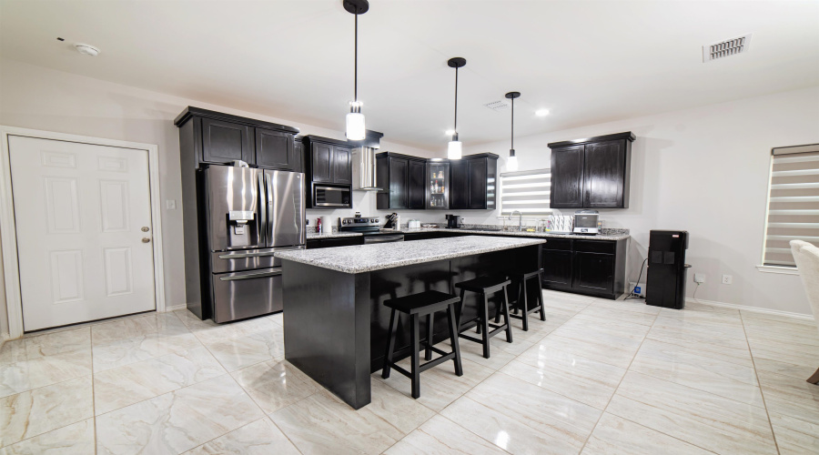 5405 Jersey Dr., LAREDO, Texas 78043, 4 Bedrooms Bedrooms, 6 Rooms Rooms,3 BathroomsBathrooms,Residential,For Rent,5405 Jersey Dr.,20254880