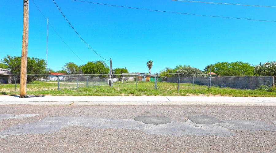 2316 Callaghan St, Laredo, Texas 78040, ,Land,For Sale,2316 Callaghan St,20254878