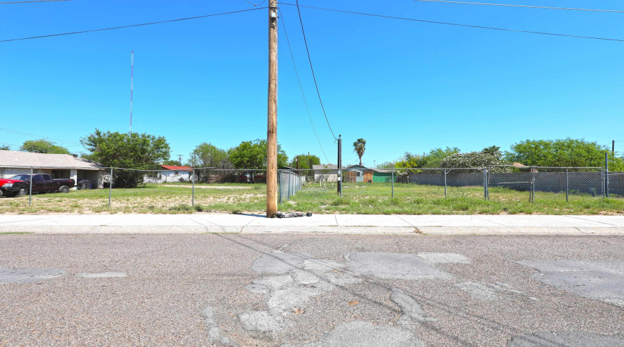 2316 Callaghan St, Laredo, Texas 78040, ,Land,For Sale,2316 Callaghan St,20254878