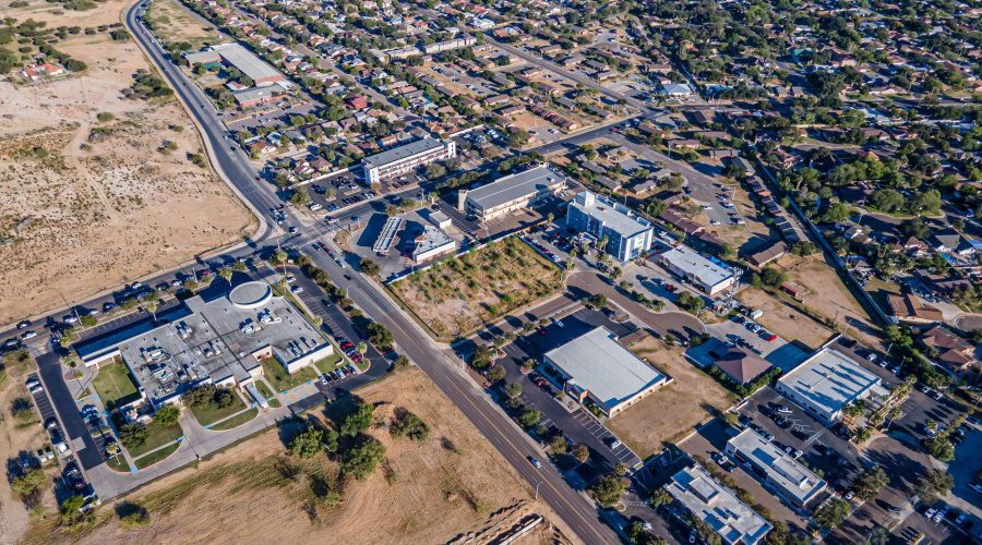 221 Calle Del Norte, Laredo, Texas 78041, ,Land,For Sale,221 Calle Del Norte,20254883