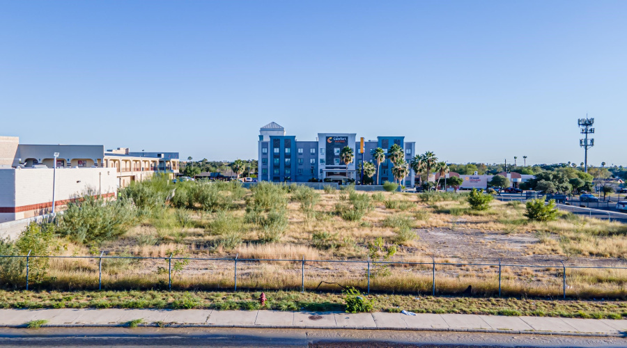 221 Calle Del Norte, Laredo, Texas 78041, ,Land,For Sale,221 Calle Del Norte,20254883