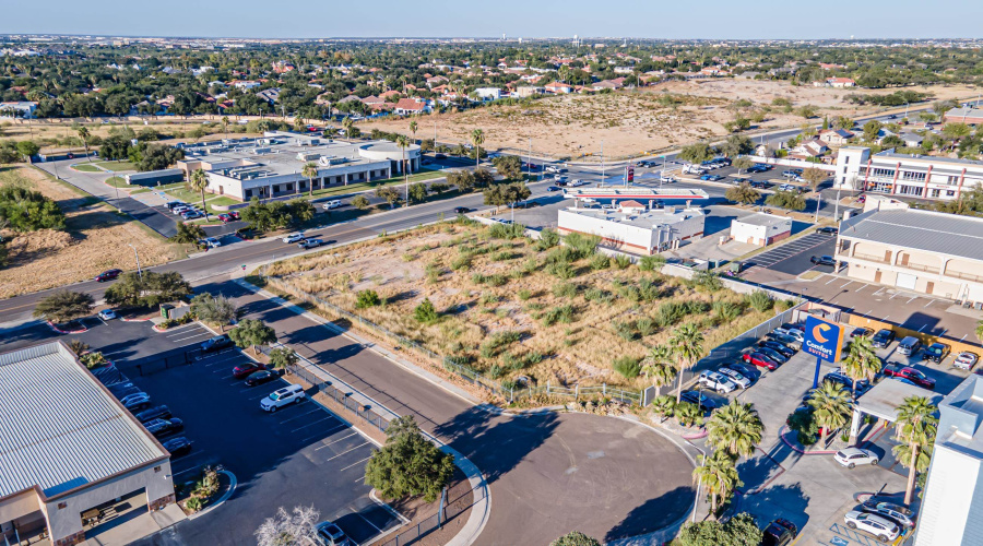 221 Calle Del Norte, Laredo, Texas 78041, ,Land,For Sale,221 Calle Del Norte,20254883
