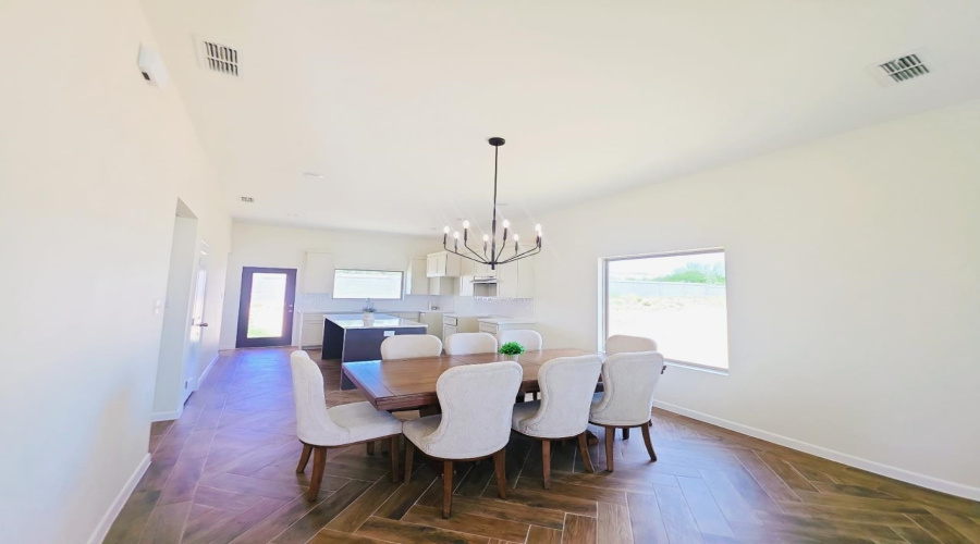 121 Faith Dr., LAREDO, Texas 78046, 3 Bedrooms Bedrooms, 5 Rooms Rooms,2 BathroomsBathrooms,Residential,For Sale,121 Faith Dr.,20254887