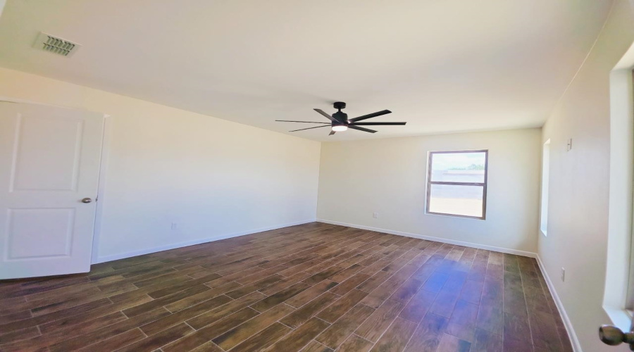 121 Faith Dr., LAREDO, Texas 78046, 3 Bedrooms Bedrooms, 5 Rooms Rooms,2 BathroomsBathrooms,Residential,For Sale,121 Faith Dr.,20254887